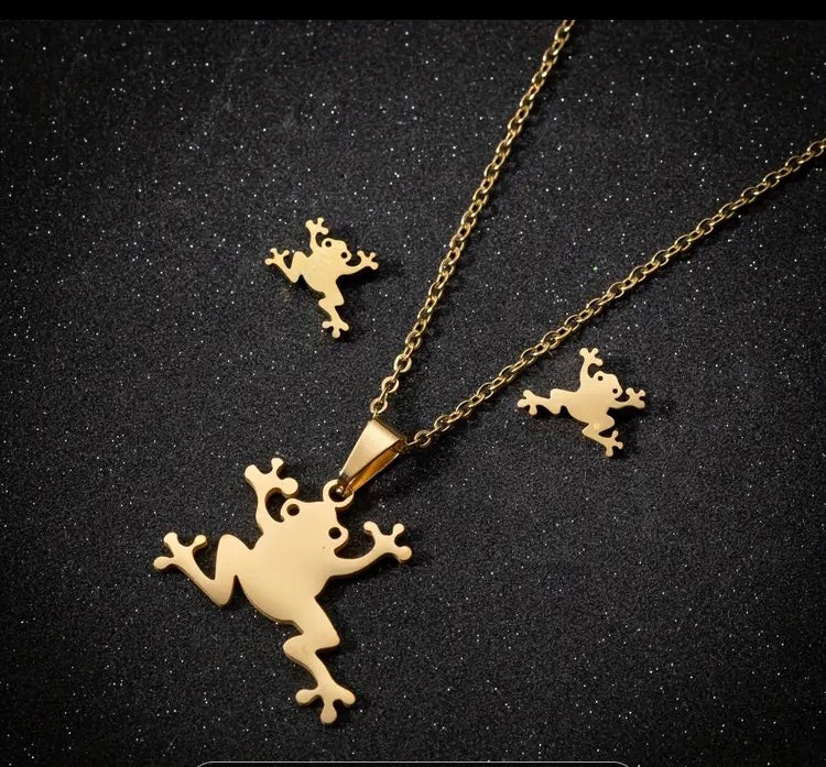 Stainless Steel, Gold or Silver plated Coqui necklace and earrings set