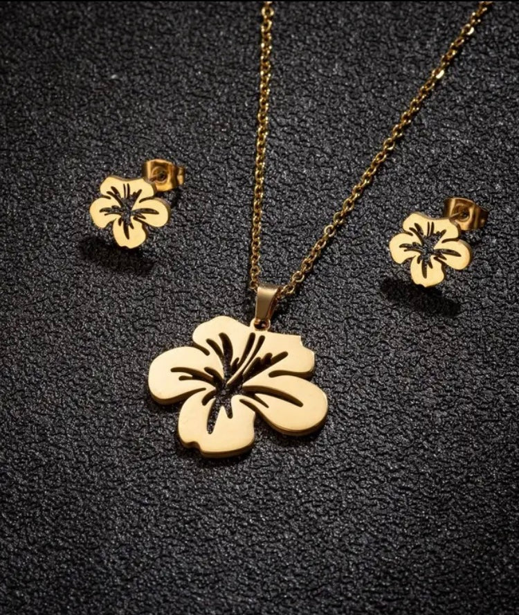 Stainless Steel, Gold or Silver plated Amapola necklace and earrings set.