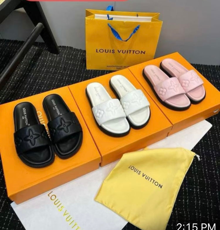 Sandals LV