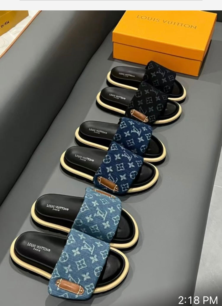 Sandals LV