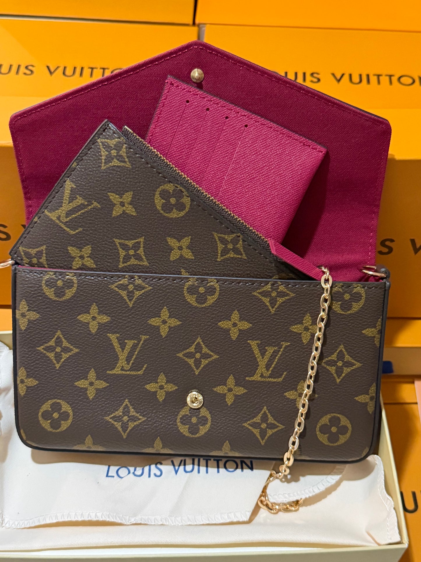 Envelope Bag LuiV Monogram