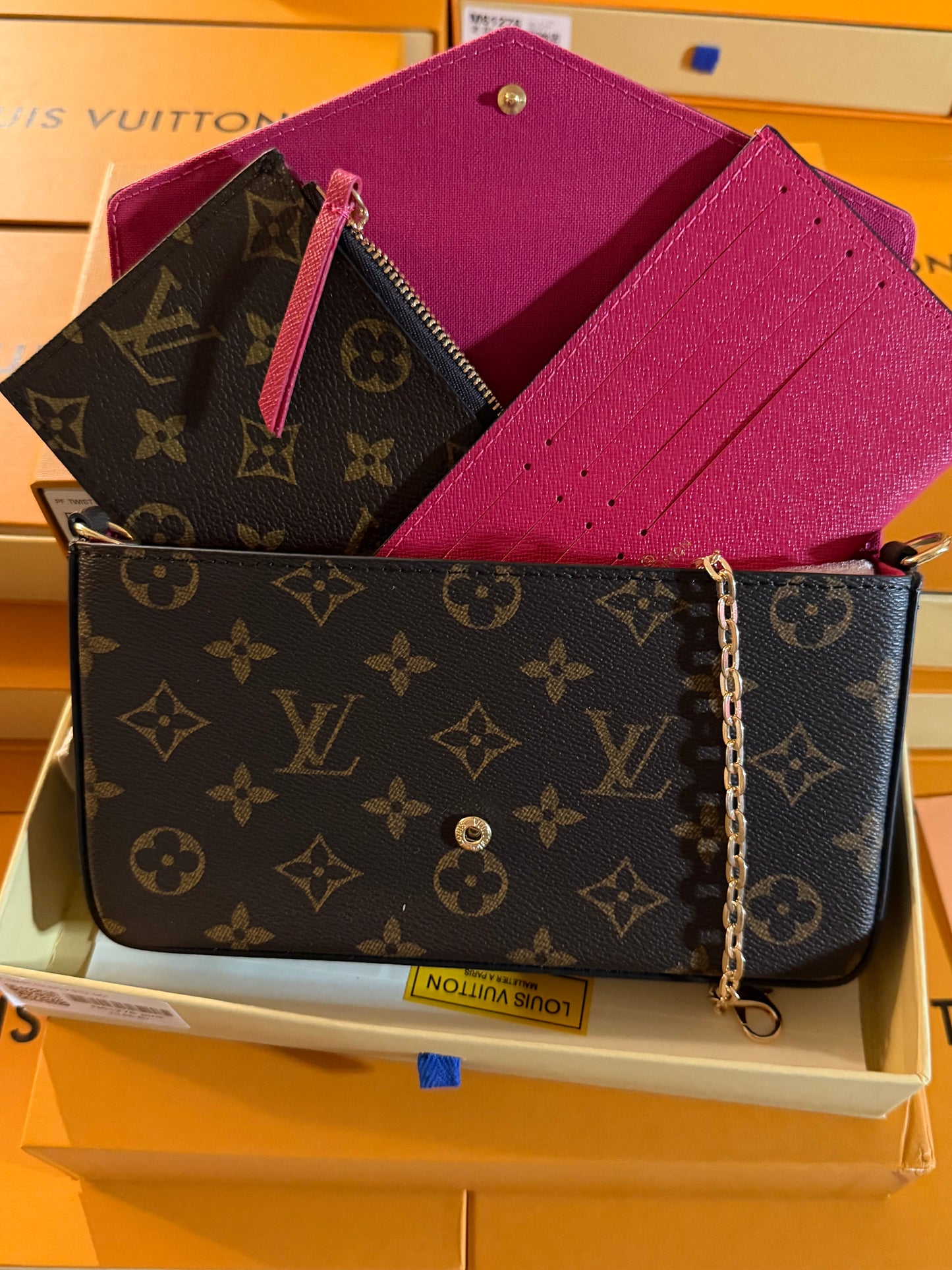 Envelope Bag LuiV Monogram